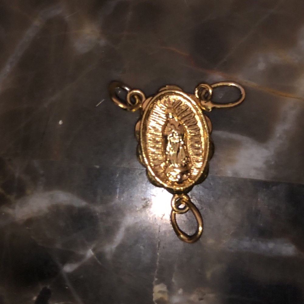 Pendant 14K gold Sra de la Guadalupe